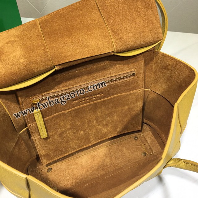 Bottega veneta高端女包 寶緹嘉爆款THE ARCO編織款手提包  BV經典款蝙蝠包  gxz1113